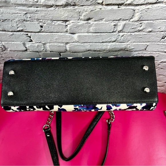 Anne Klein Handbag Colorful with Silver Chain Hardware - Picture 6 of 12